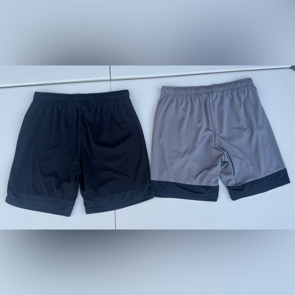 GAP Men's Athletic Shorts (Size-L) 2/pairs- Black and Gray/100% Polyester